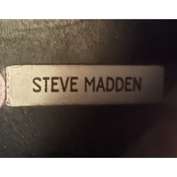 Steve Madden Euriah Black Quilted High Top Sneakers Size 8.5 Zip Casual Shoes - Picture 6 of 7